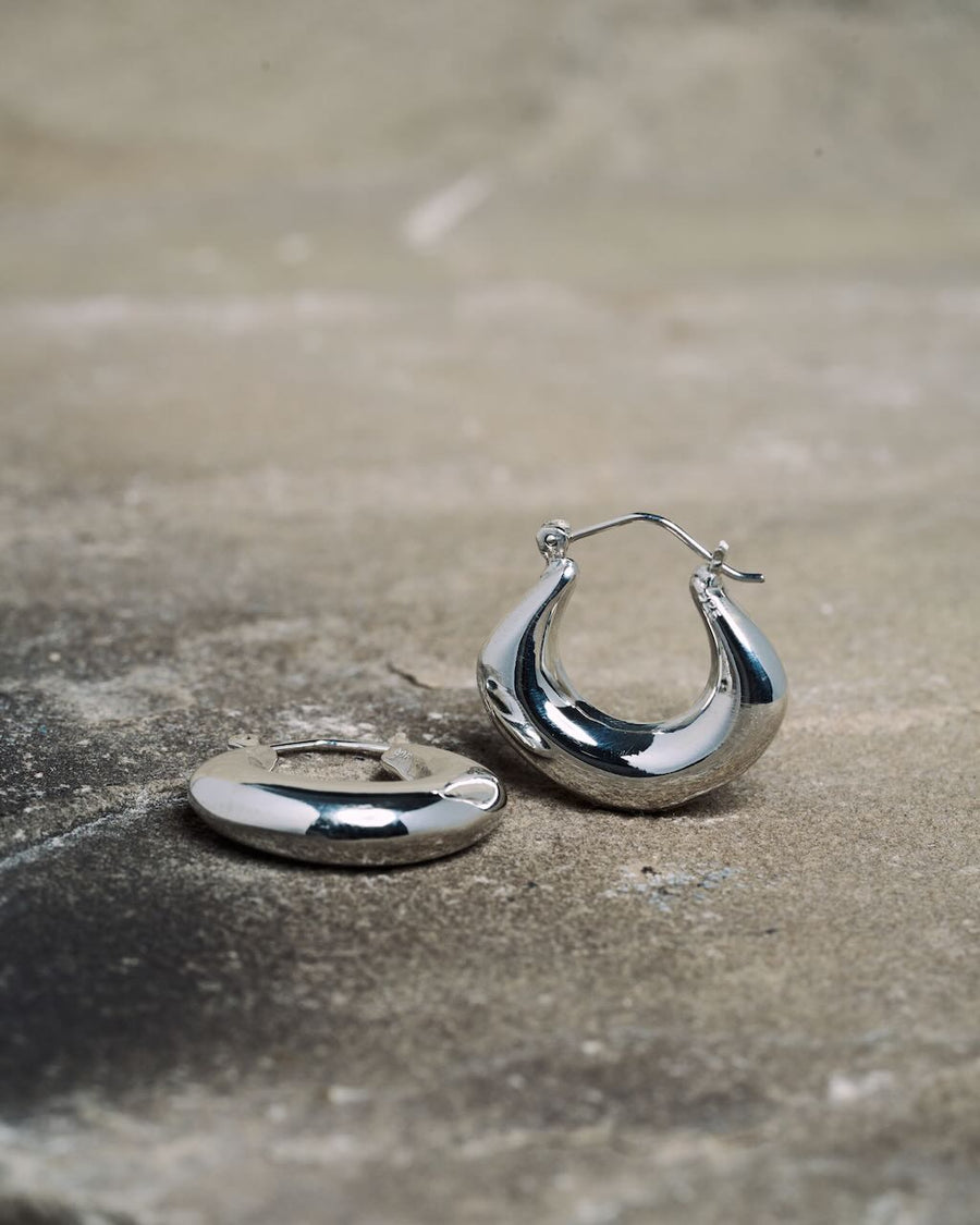 Anuk Earrings Silver
