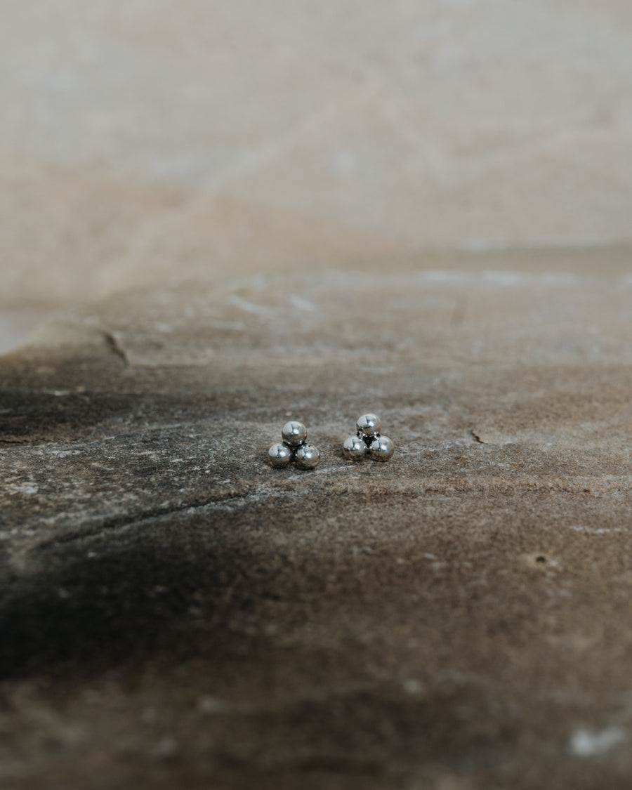 Dotted Earrings Silver