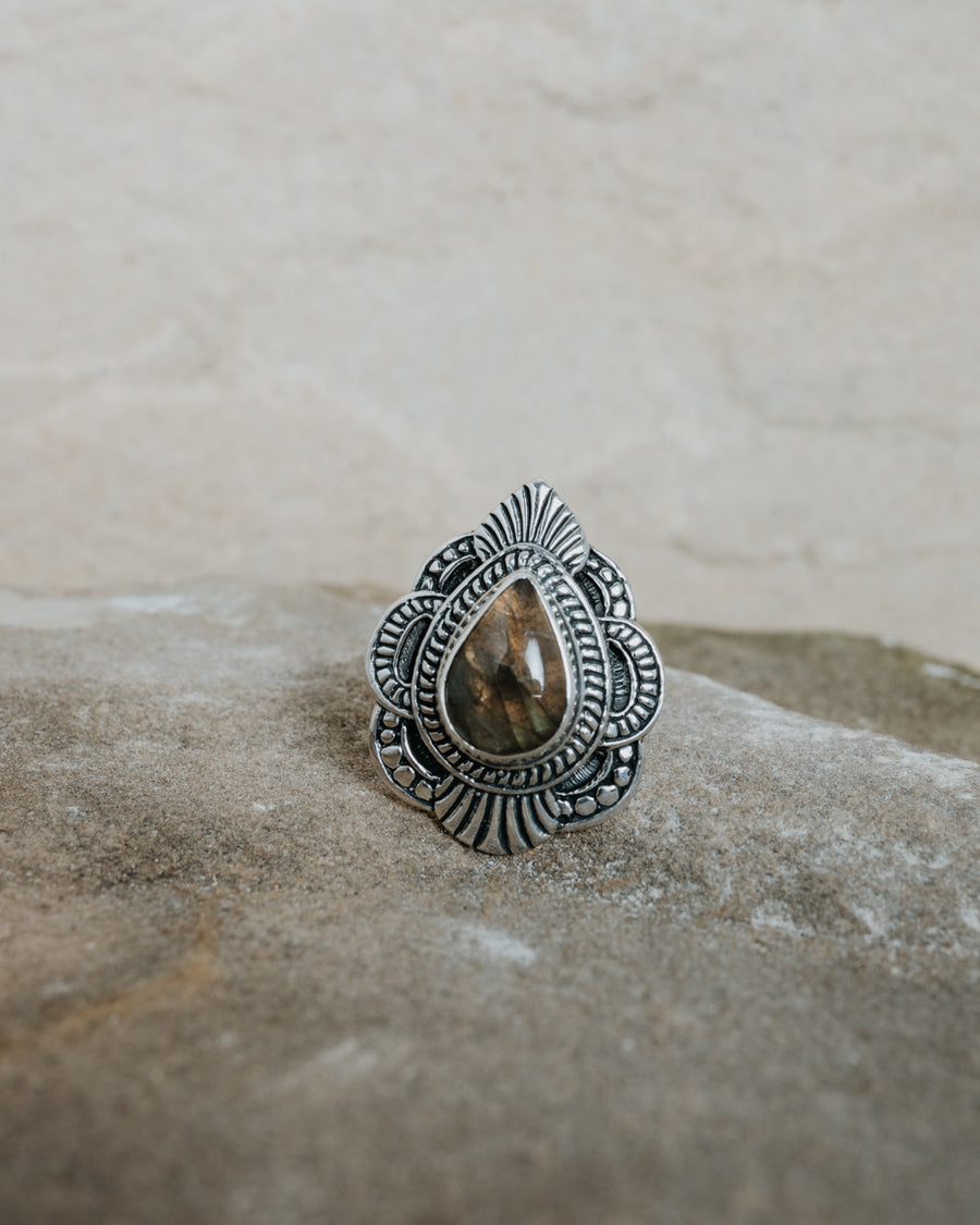 Flowery Labradorite Ring Silver