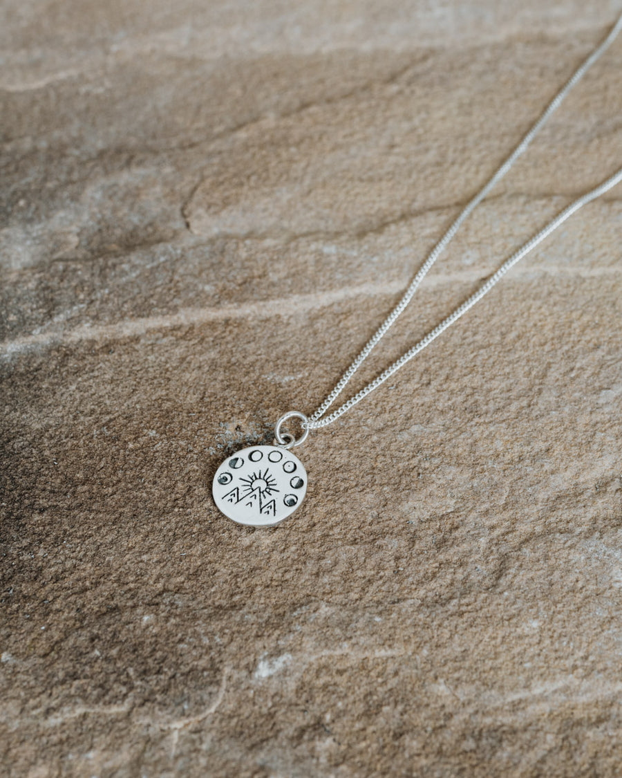 Mooncircle Necklace Silver
